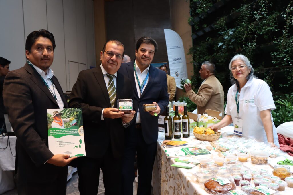 Productores agrícolas presentaron las oportunidades de inversión en sus respectivos rubros.