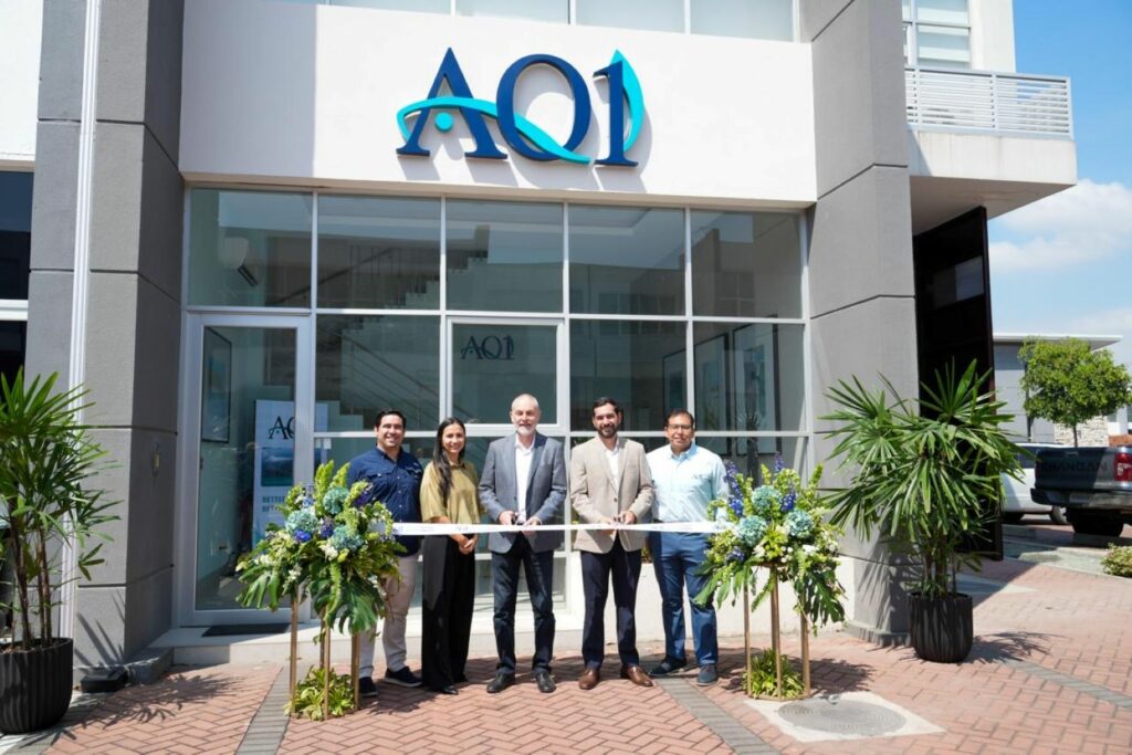 Inauguración de oficinas y talleres de AQ1 en Samborondón