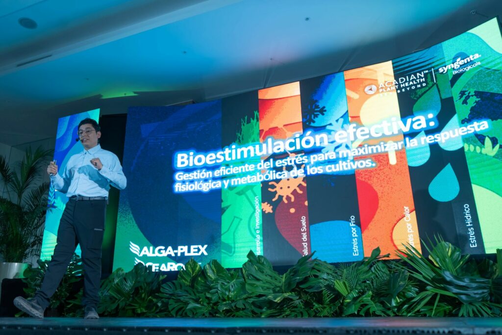  Ecuaquímica y Syngenta Ecuador presentaron oficialmente Syngenta Biologicals, una nueva línea de productos orientada a fortalecer los cultivos mediante un modelo de producción más eficiente, consciente y alineado con la fisiología de cada cultivo.